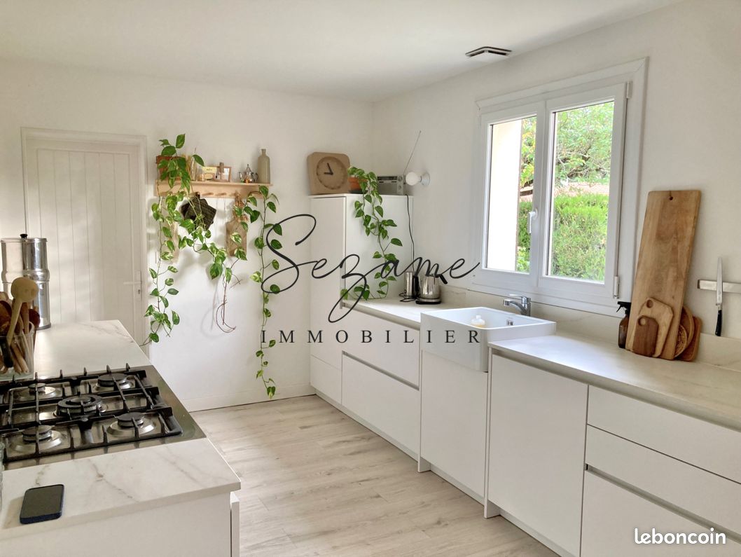 Maison 7 pièces 190 m² · à Angoulême · 190 m² · 264 900 €