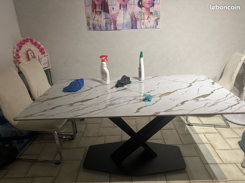 Table à manger en céramique (image 3)