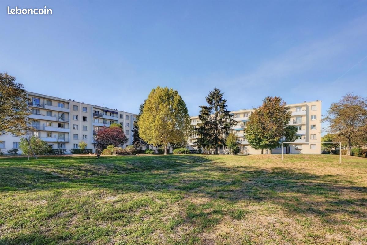 Appartement 4 pièces 62 m² · à Bron · 62 m² · 149 000 €