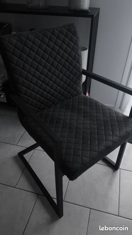 Chaises (image 2)