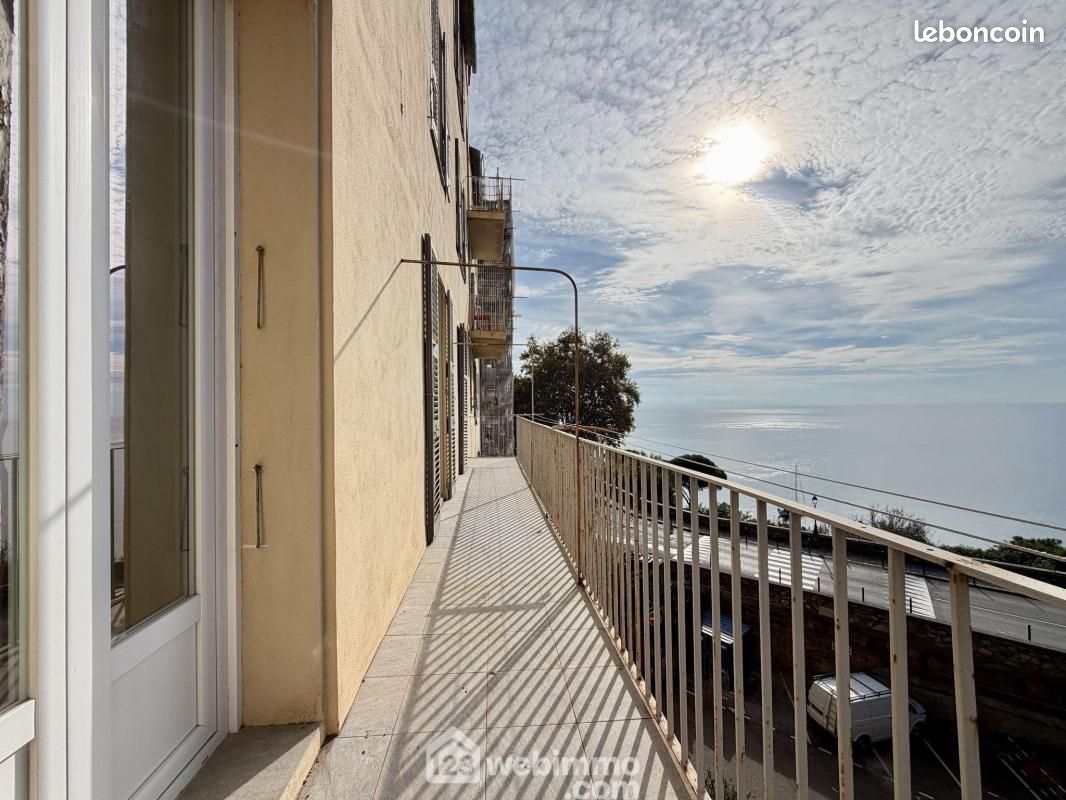 Appartement 4 pièces 100 m² · à Bastia · 100 m² · 299 000 €