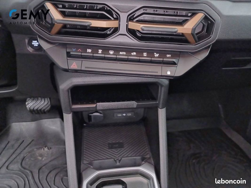 DACIA Duster Hybrid 140 Extreme (image 14)