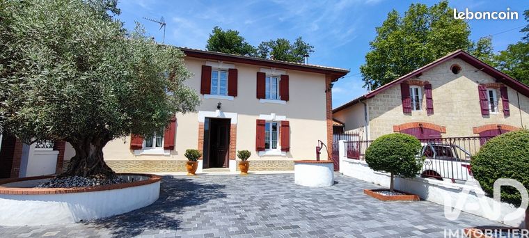 Maison 6 pièces 199 m²