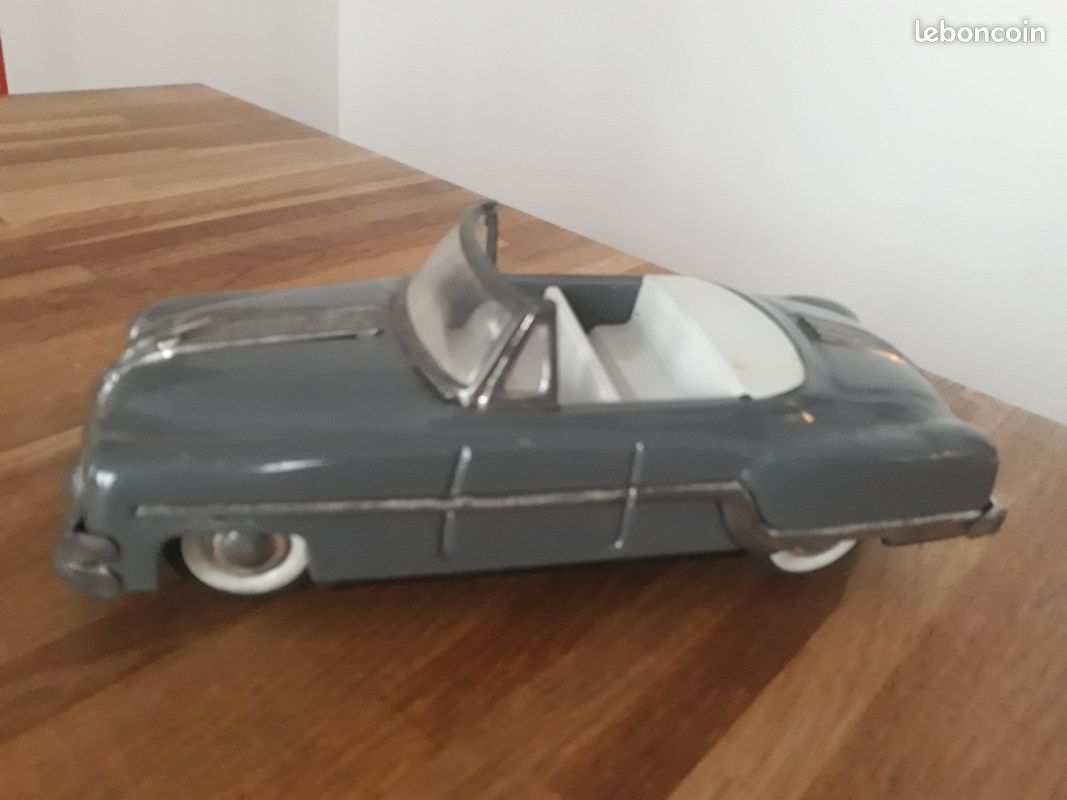 Ancienne Voiture Jouet En Tôle Litho à Friction Pontiac Minister Delux - 25 Cm - Années 50 - Occasion