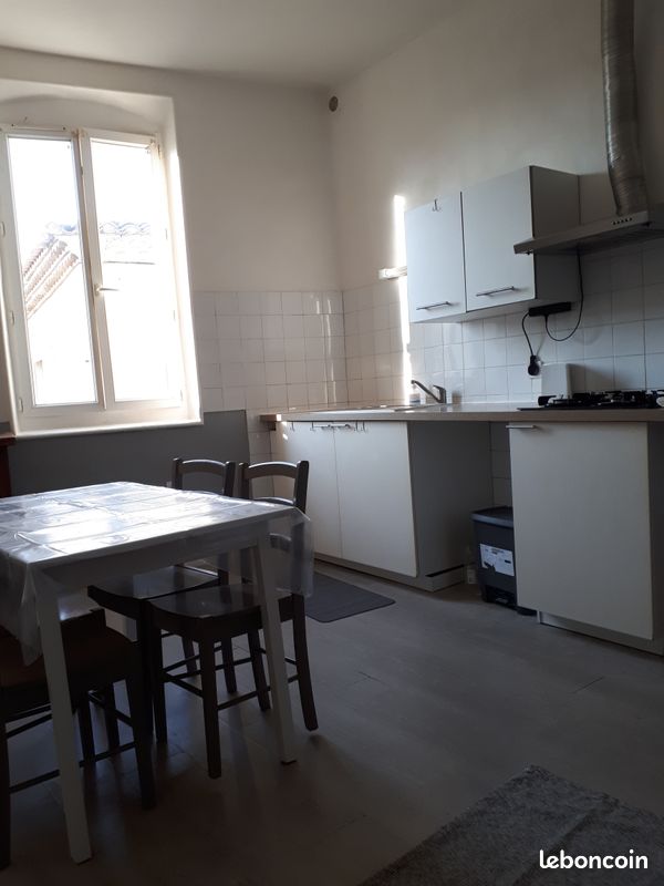 Appartement 2 pièces 44 m² · à Arles · 44 m² · 600 €