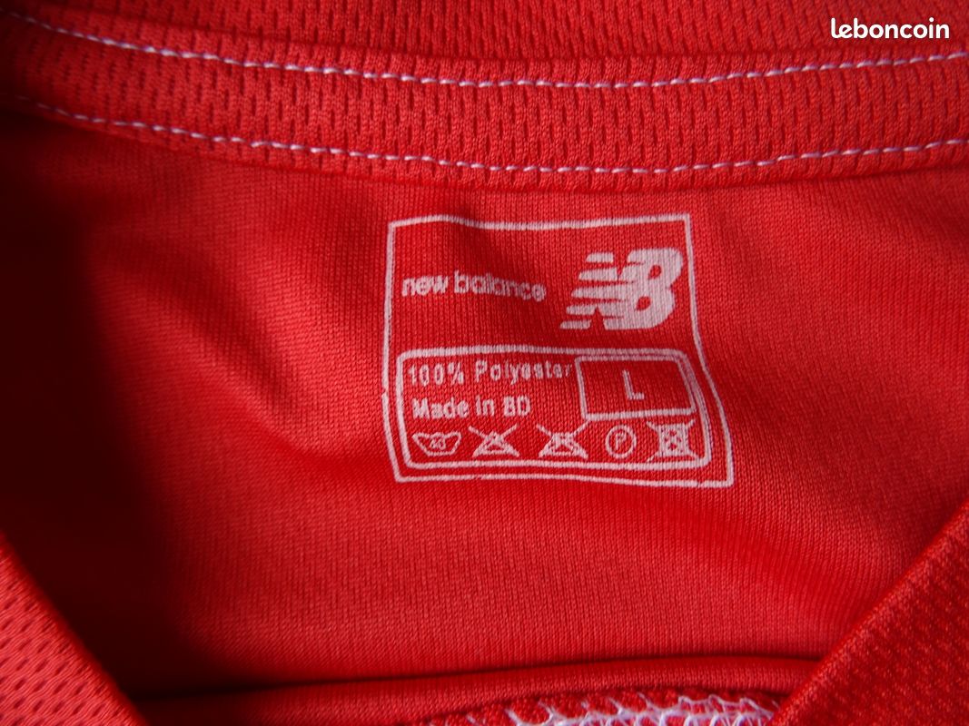 Tee shirt de sport rouge et blanc taille L (image 4)