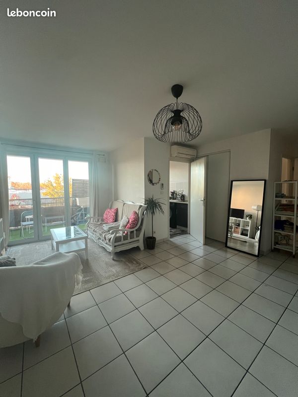 Parking 47 m² · à Toulouse · 47 m² · 750 €/mois