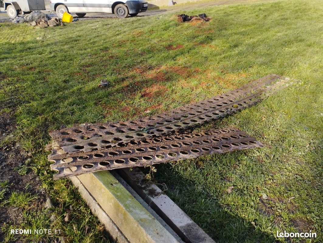 Rampes perforées utilisées au débarquement (image 3)