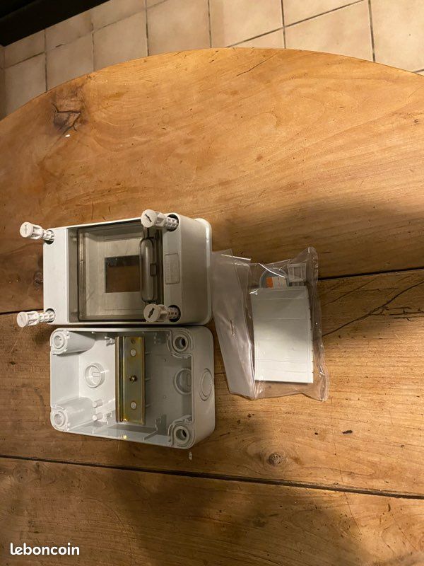 Boîtier de distribution (image 5)