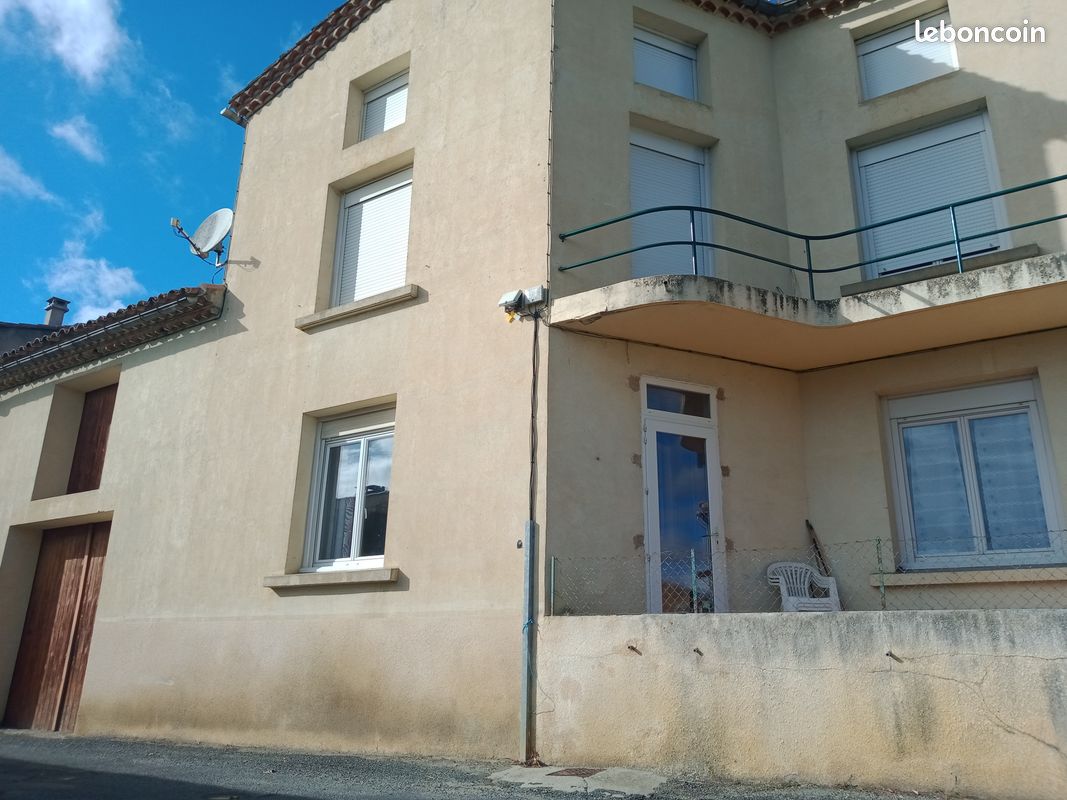 Maison 4 pièces 100 m² · à Roquetaillade-et-Conilhac · 100 m² · 152 000 €