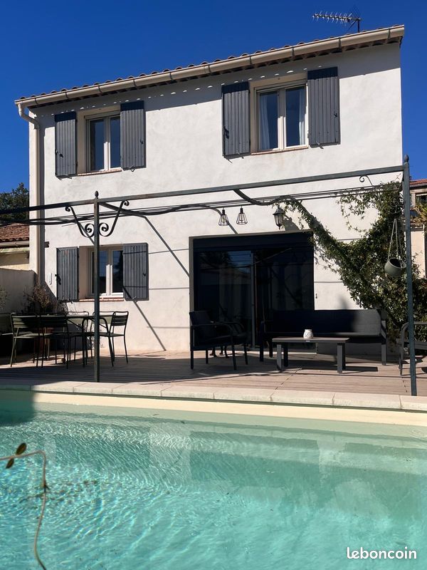 Maison 4 pièces 122 m² · à Saint-Cannat · 122 m² · 449 000 €
