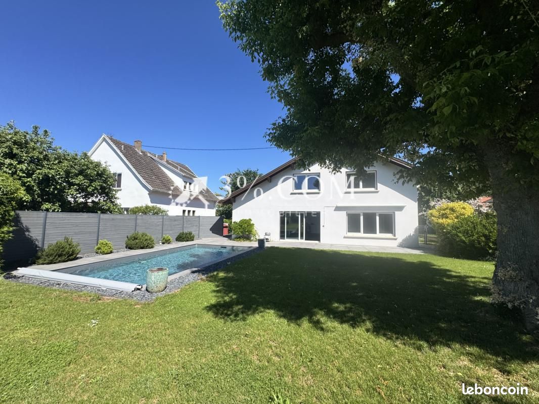 Maison 5 pièces 131 m² · à Truchtersheim · 131 m² · 565 000 €
