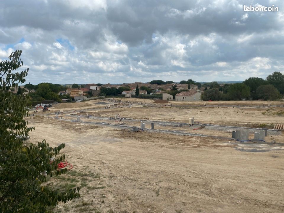 Terrain 451 m² Pouzolles · 87 300 €