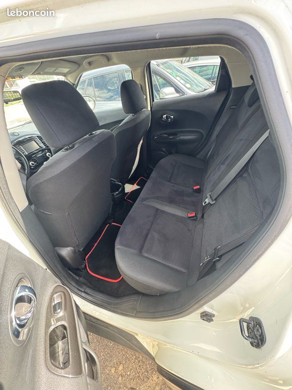 Nissan Juke 1.5 dCi 110ch PURE DRIVE confort,mise en circulation 02/2014 , 140 000km,5 cv, 5 portes ,Garantie 12 mois , (image 4)