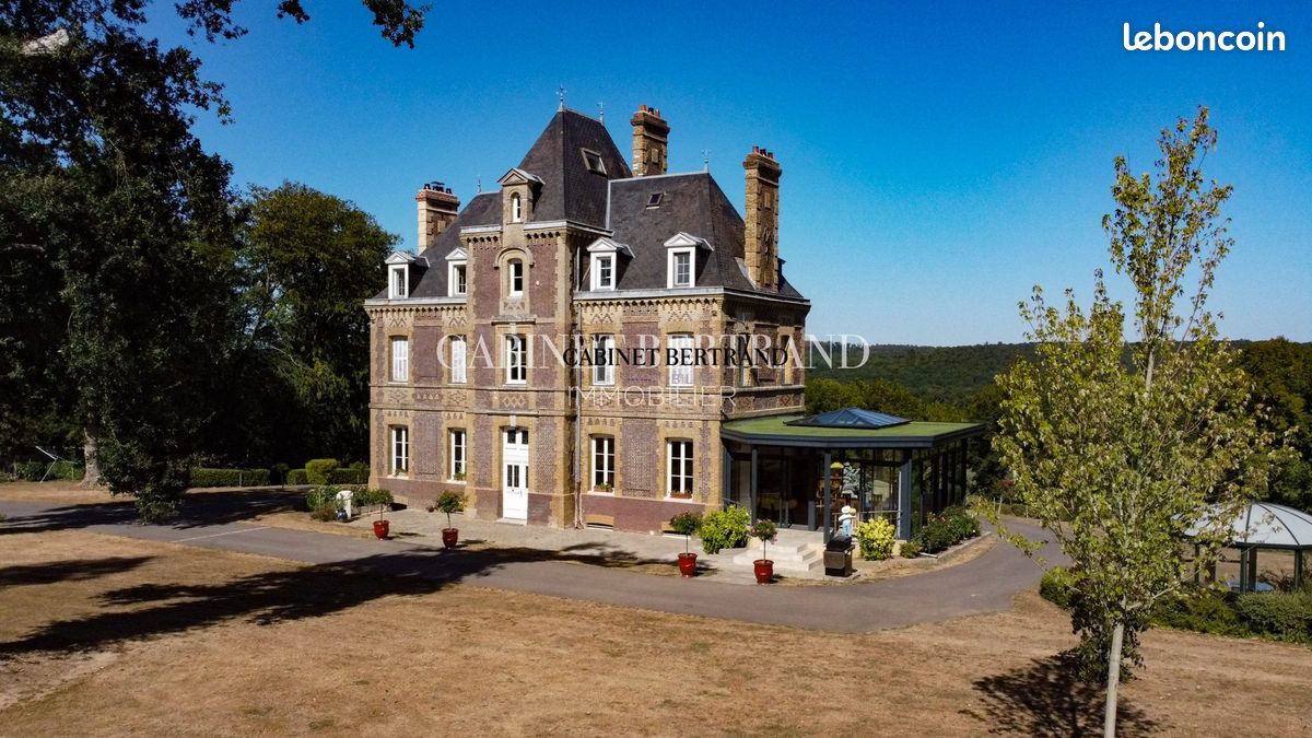 Maison 10 pièces 350 m² · à Perriers-sur-Andelle · 350 m² · 1 500 000 €