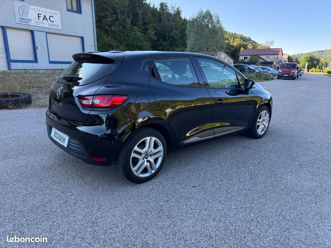 RENAULT CLIO IV TCe 90 Génération (image 3)