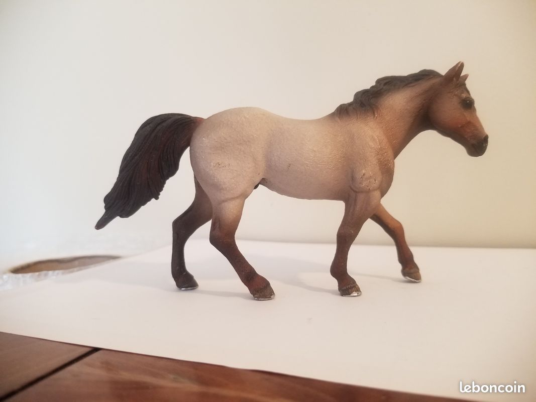 Schleich étalon Quater collection (image 1)