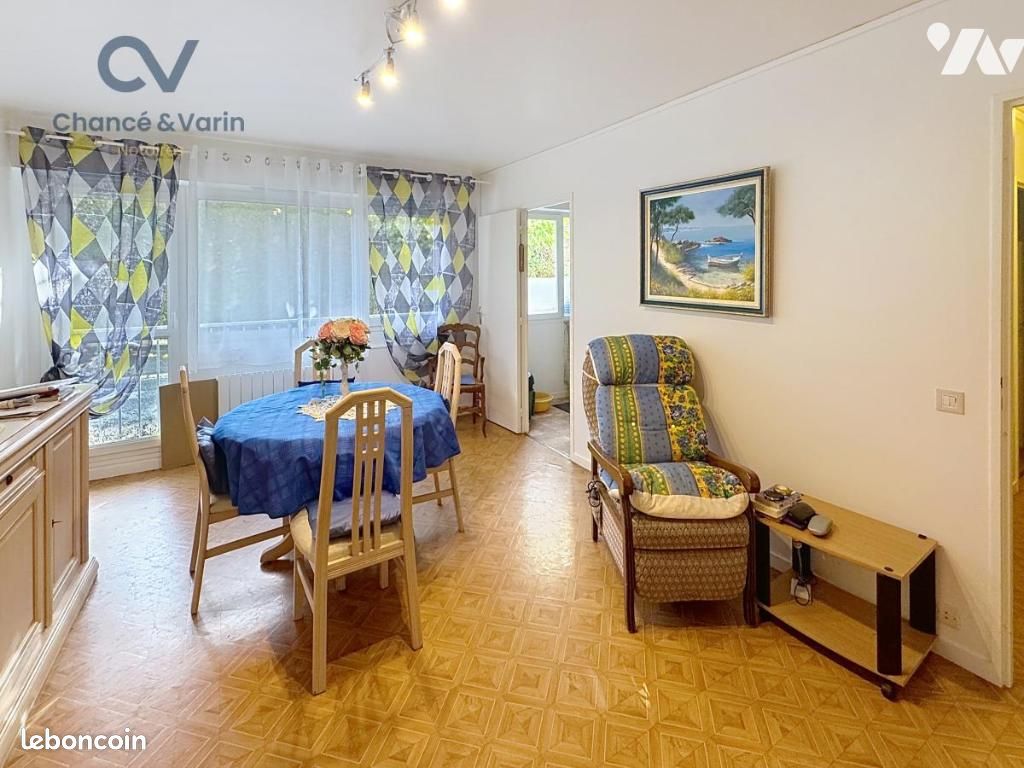 Appartement 2 pièces 46 m² · à Lisieux · 46 m² · 90 000 €