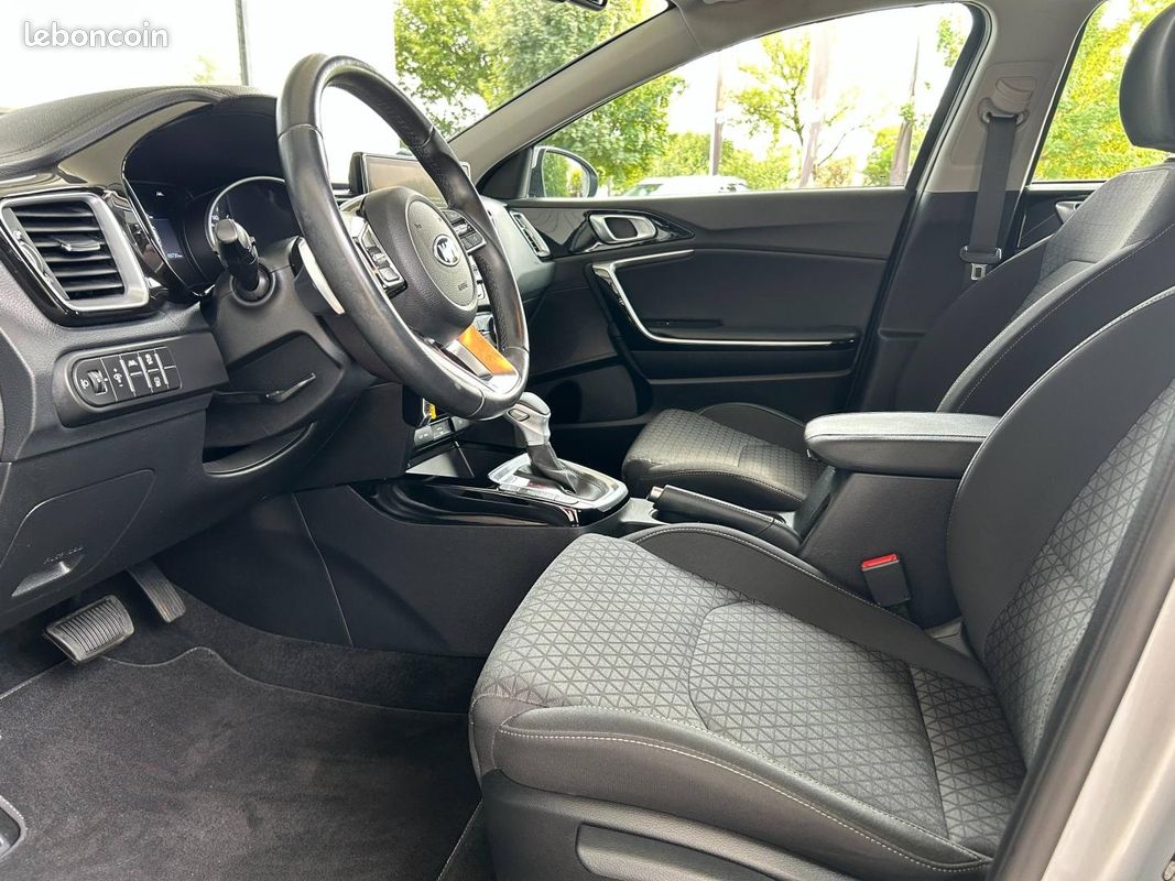Kia Ceed 1.5 T-GDI 160ch Active DCT7 (image 5)