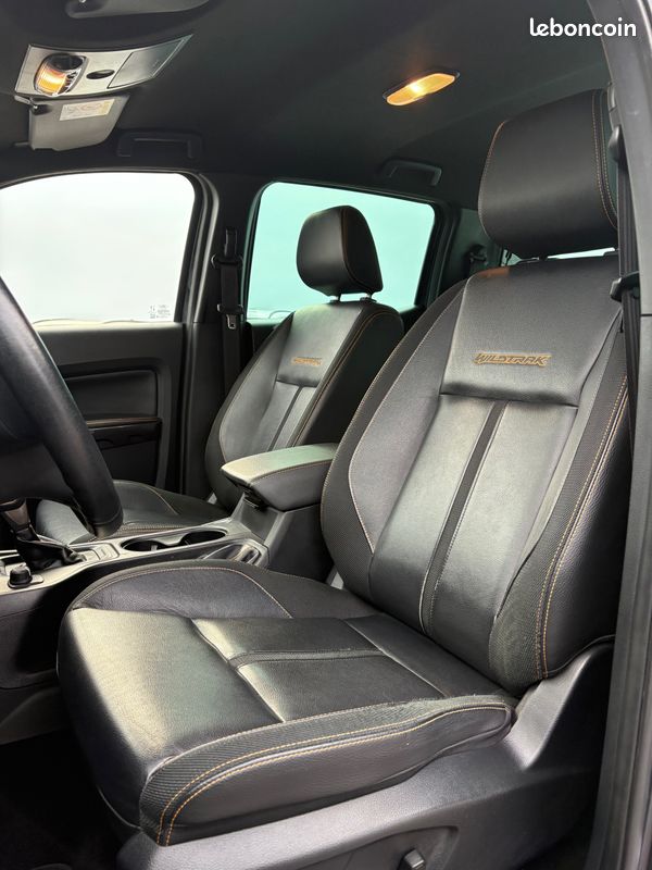 Ford Ranger Wildtrack Double cabine 2.0 TDCI 213CH Garantie 6 ans Suivi Ford Attelage Couvre benne électrique Caméra 529/mois (image 4)