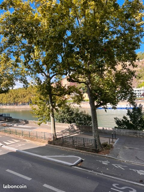 Appartement 5 pièces 147 m² · à Lyon · 146,9 m² · 1 998 €/mois