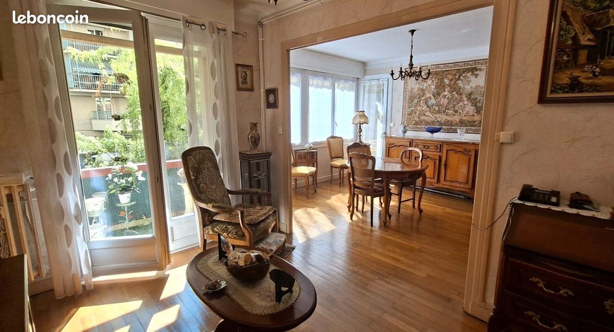 Appartement 3 pièces 72 m² · à Aix-les-Bains · 72 m² · 235 000 €