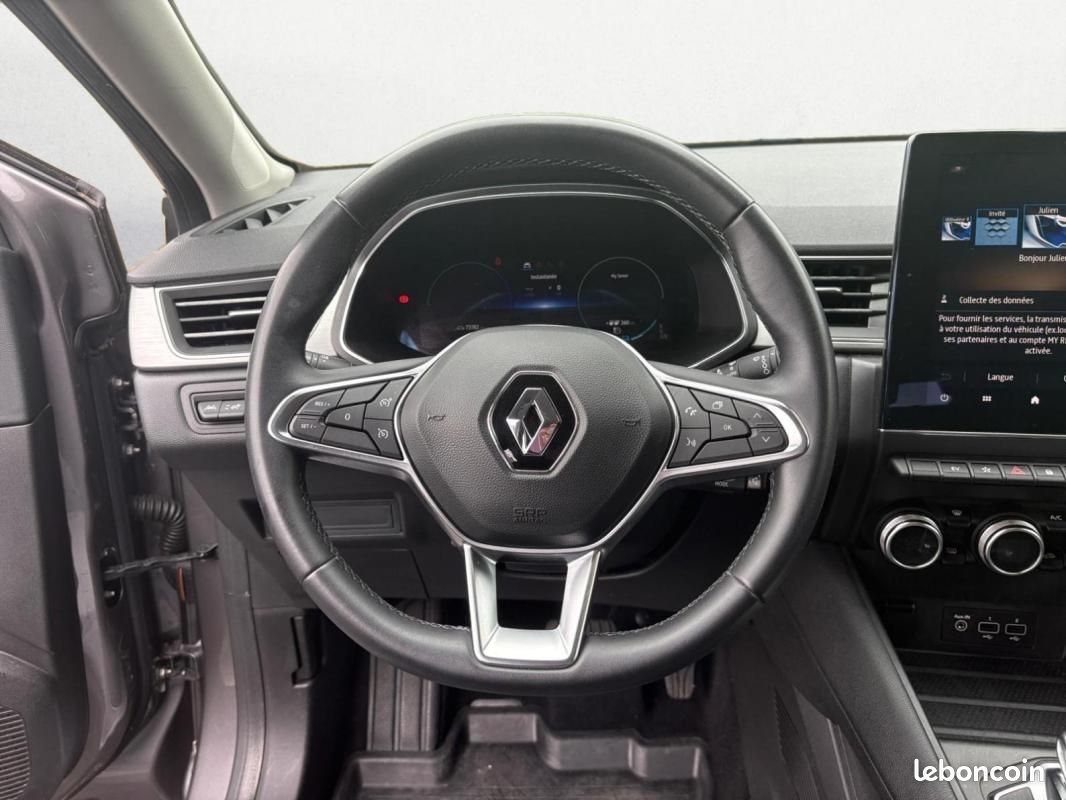 Renault Captur E-Tech Plug-in 160 Intens (image 13)