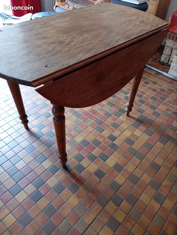 Table ronde (image 8)