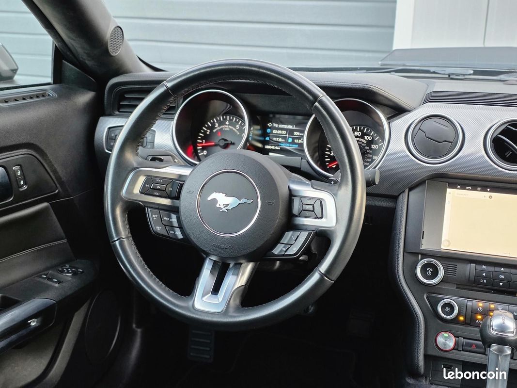 FORD Mustang GT 5.0 V8 466 ch – BVA – Brembo – Caméra – Jantes 20” (image 11)