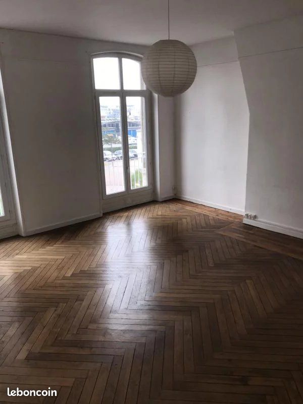 Appartement 4 pièces 103 m² · à Boulogne-sur-Mer · 103 m² · 650 €/mois