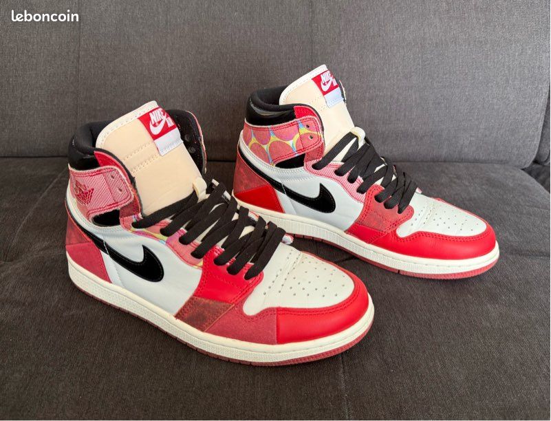 Nike Air Jordan 1 Retro High OG SP “Spider-Man: Next Chapter” (image 3)