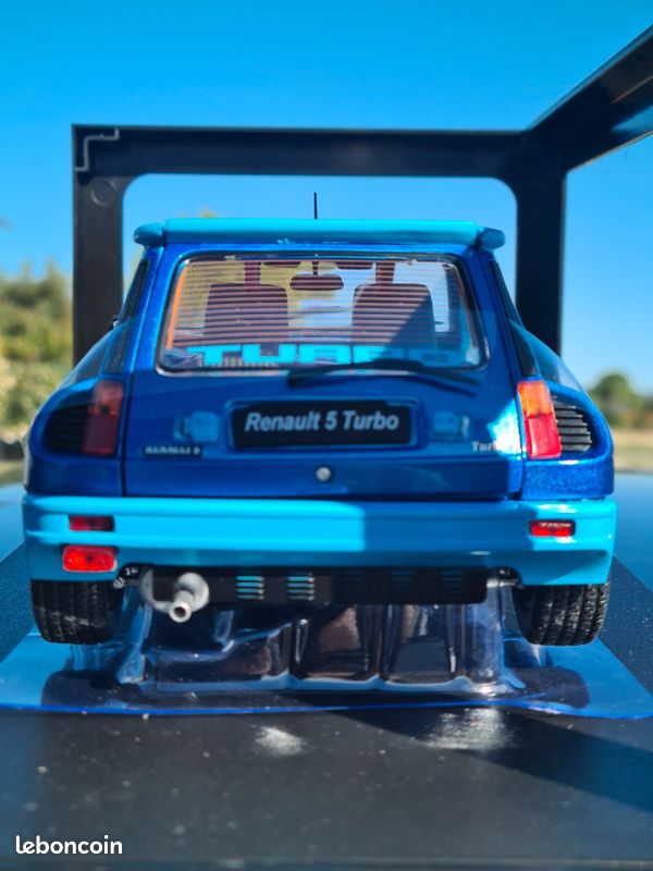 Renault 5 GT Turbo MK2 1989 1:18 Solido Azul - 20 anos! Loja on-line de miniaturas colecionáveis