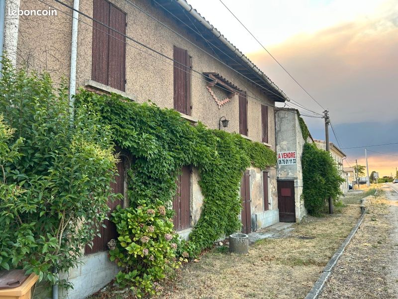 Maison 5 pièces 130 m² · à Pugnac · 130 m² · 130 000 €