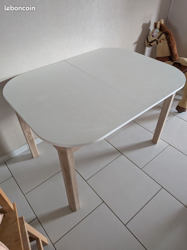 Table à manger blanche et bois (image 3)