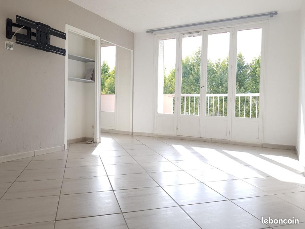 Appartement 2 pièces 44 m² · à Saint-Martin-d'Hères · 44 m² · 675 €/mois