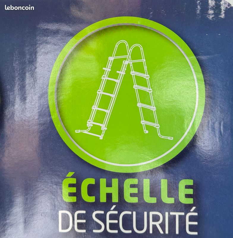 Échelle piscine hors sol (image 1)
