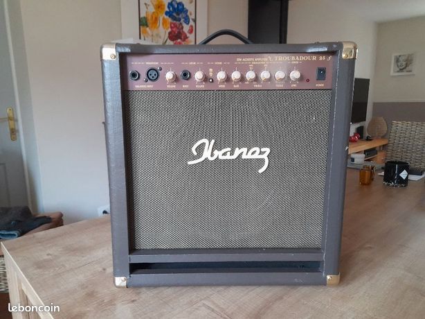 Ampli Guitare Acoustique Ibanez T30II-U Troubadour 30W - Haut-parleur 8" Coaxial - Effets Chorus/Reverb