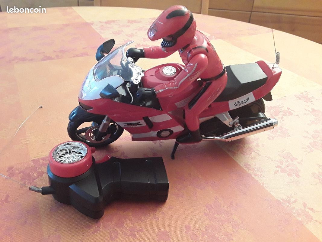 MOTO TELECOMMANDEE 27MHZ KANSAI SERVICE 25cm de longueur et 18cm de hauteur (image 1)