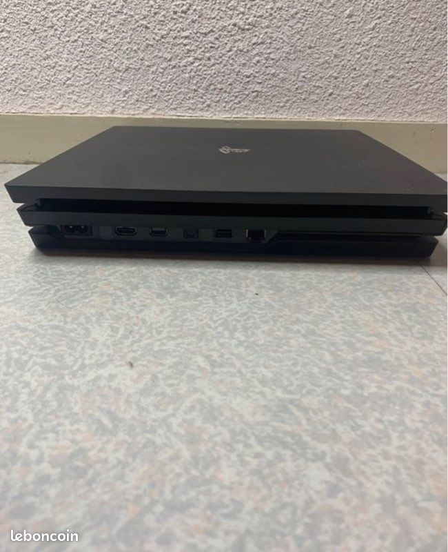 Ps4 pro 1To (image 4)