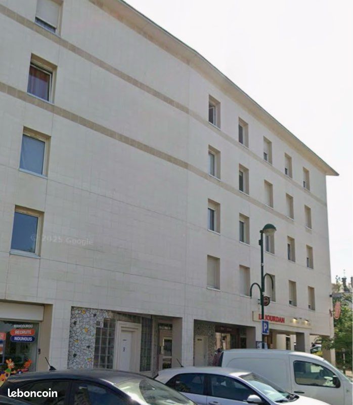 Appartement 1 pièce 27 m² · à Chartres · 27 m² · 460 €