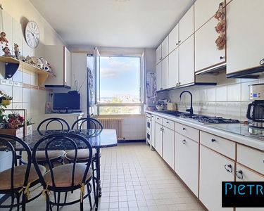 Appartement 350 000 € - 108 m²