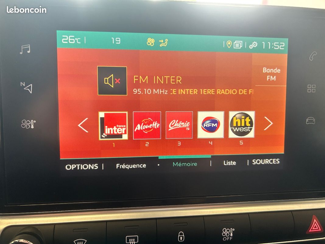 CITROEN C4 CACTUS BlueHDi 100 cv Shine - Caméra de recul / Carplay/Android auto - Garantie (image 25)