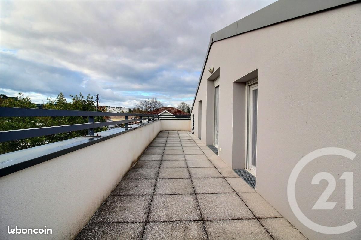 Appartement 2 pièces 44 m² · à Pessac · 44 m² · 942 €