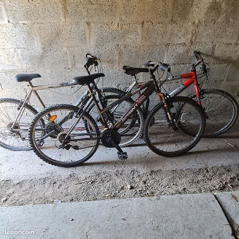 Lot de 5 vélos MKB, Motobecane, jungherz et peugeot - Vélos Lot de 5 vélos MKB, Motobecane, jungherz et peugeot - Vélos