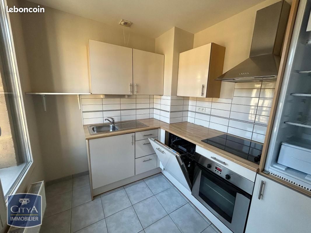 Appartement 3 pièces 75 m² · à Sedan · 75 m² · 670 €/mois