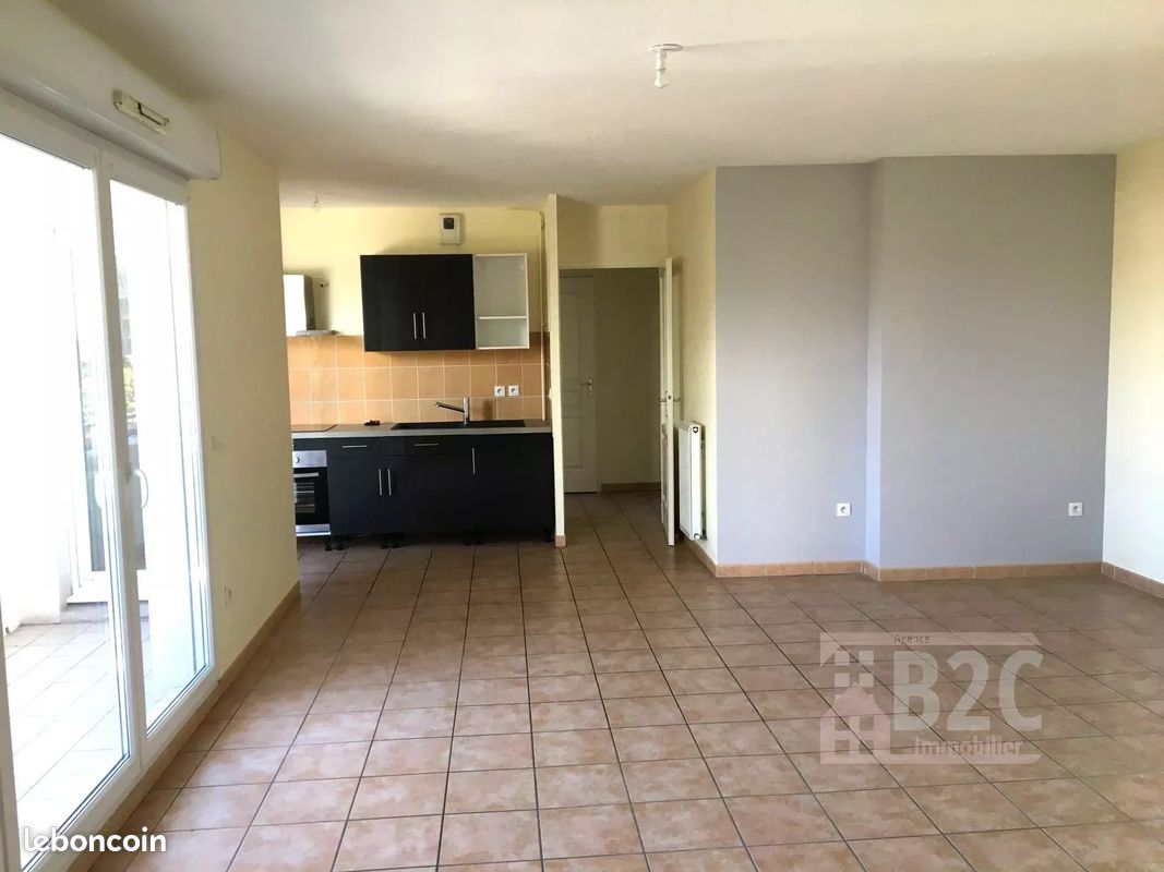 Appartement 2 pièces 47 m² · à Échirolles · 47 m² · 686 €