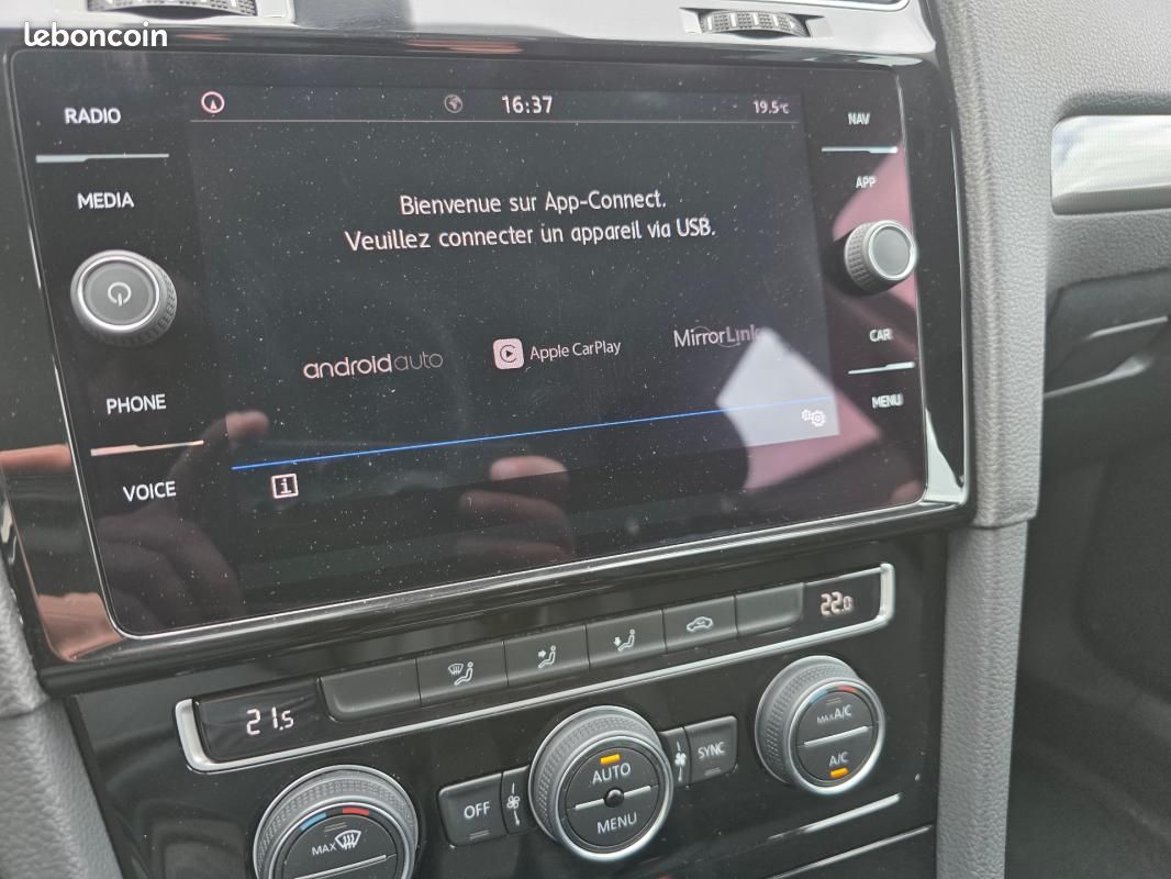 Volkswagen Golf 1.6 TDI 115 FAP BVM5 Connect (image 25)