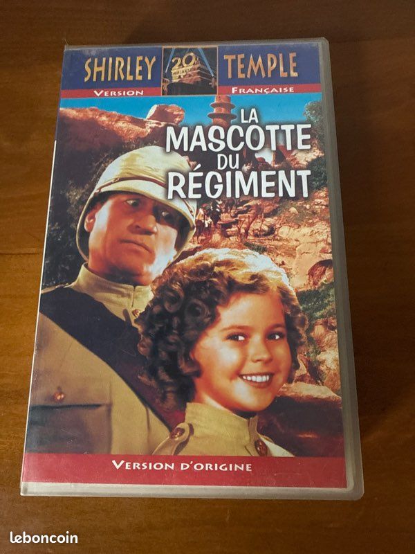 Lot de 2 VHS de Shirley Temple (image 2)
