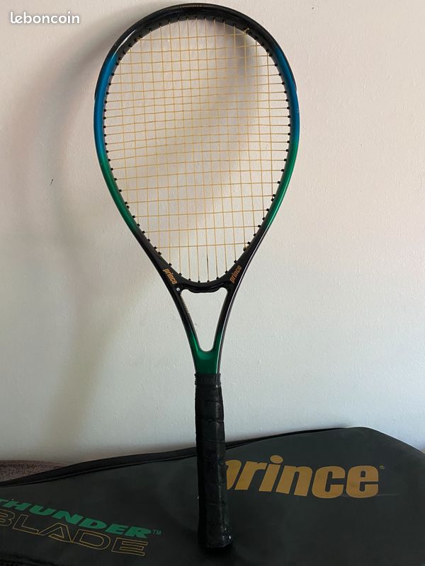 RAQUETTE de tennis (image 1)