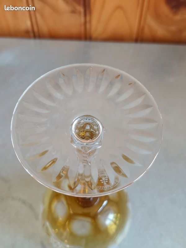 Verre à vin en cristal de Lorraine estampillée (image 6)
